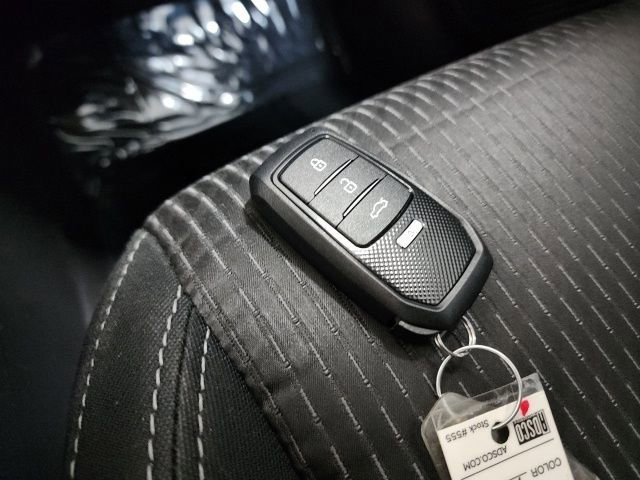 Used 2022 Mitsubishi Outlander ES image 33