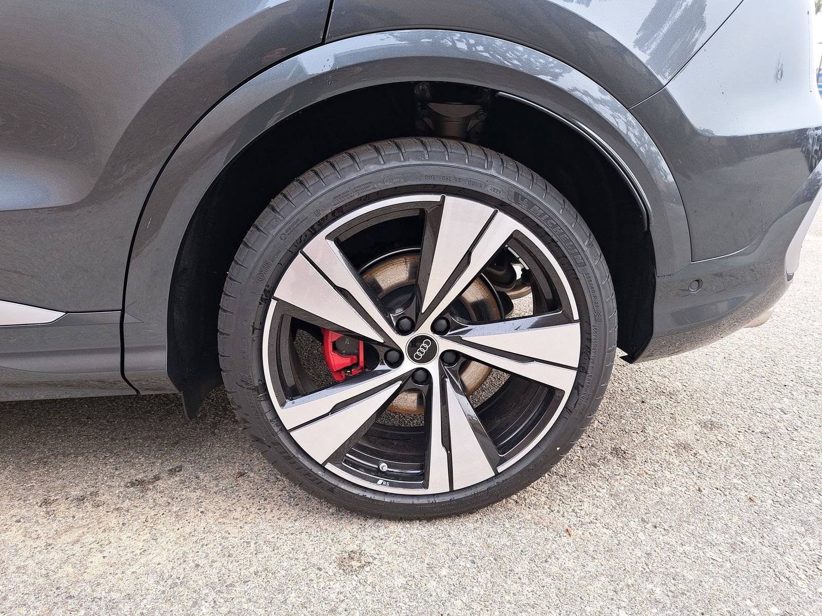 New 2025 Audi SQ5 Premium Plus image 35