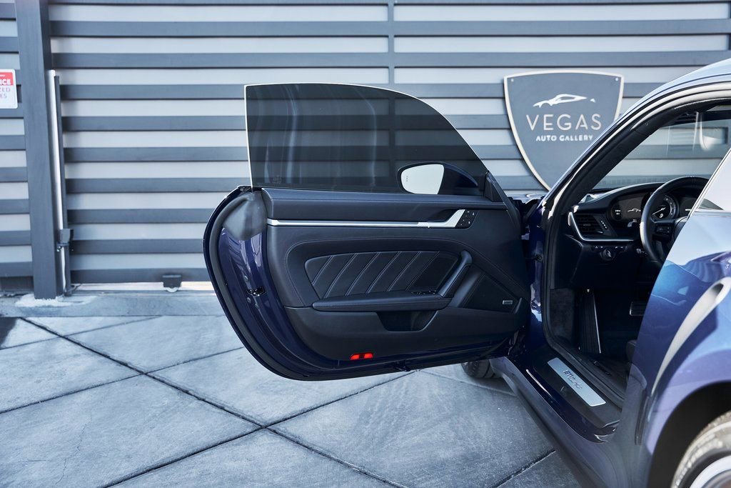 Used 2024 Porsche 911 Turbo image 25