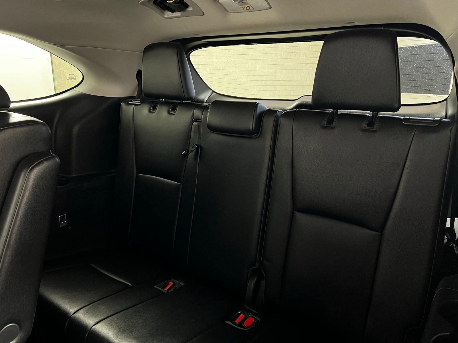 Certified 2023 Toyota Highlander XLE image 24