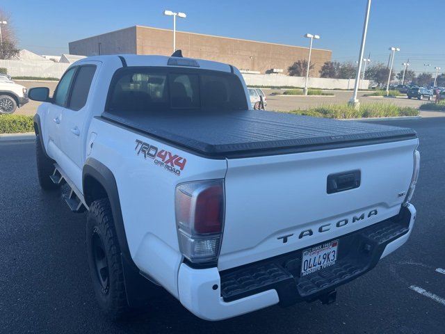 Used 2022 Toyota Tacoma TRD Off-Road image 8