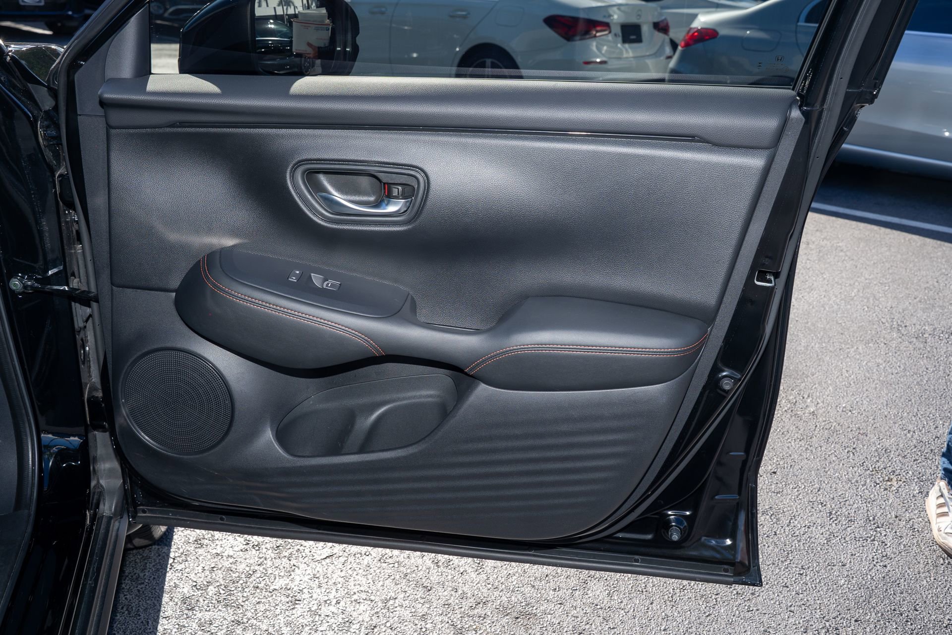 Used 2024 Honda HR-V Sport image 12