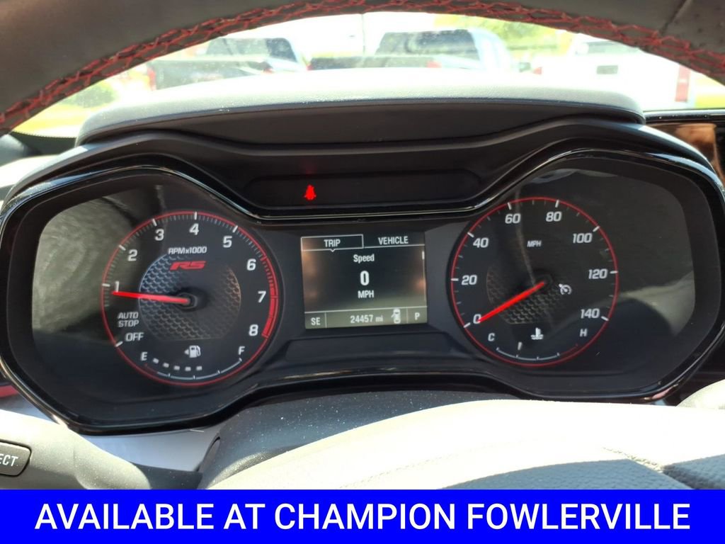 Used 2025 Chevrolet Trax RS FWD image 21