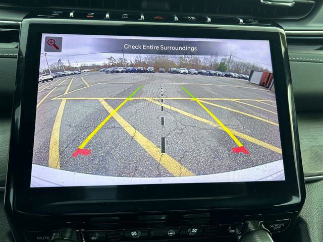 Used 2023 Jeep Grand Cherokee Overland w/ Luxury Tech Group IV image 31