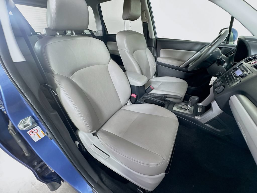 Used 2015 Subaru Forester 2.5i Limited AWD/4WD image 34
