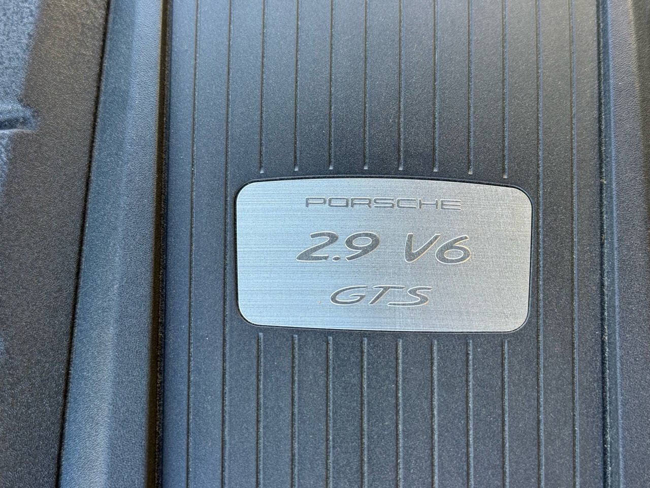 Used 2022 Porsche Macan GTS AWD/4WD image 29