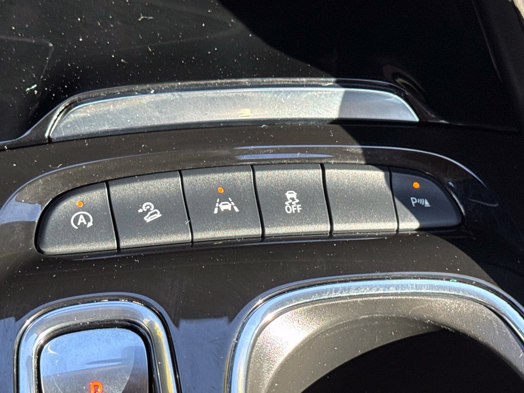 Used 2023 Buick Envision Essence AWD/4WD image 44