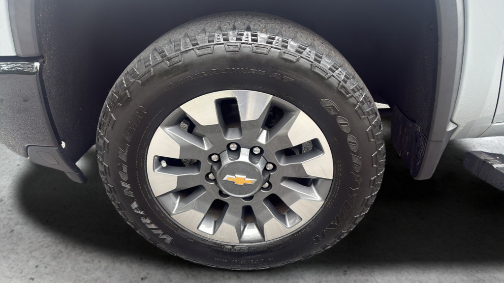 Certified 2024 Chevrolet Silverado 2500 Custom w/ Custom Value Package AWD/4WD image 24