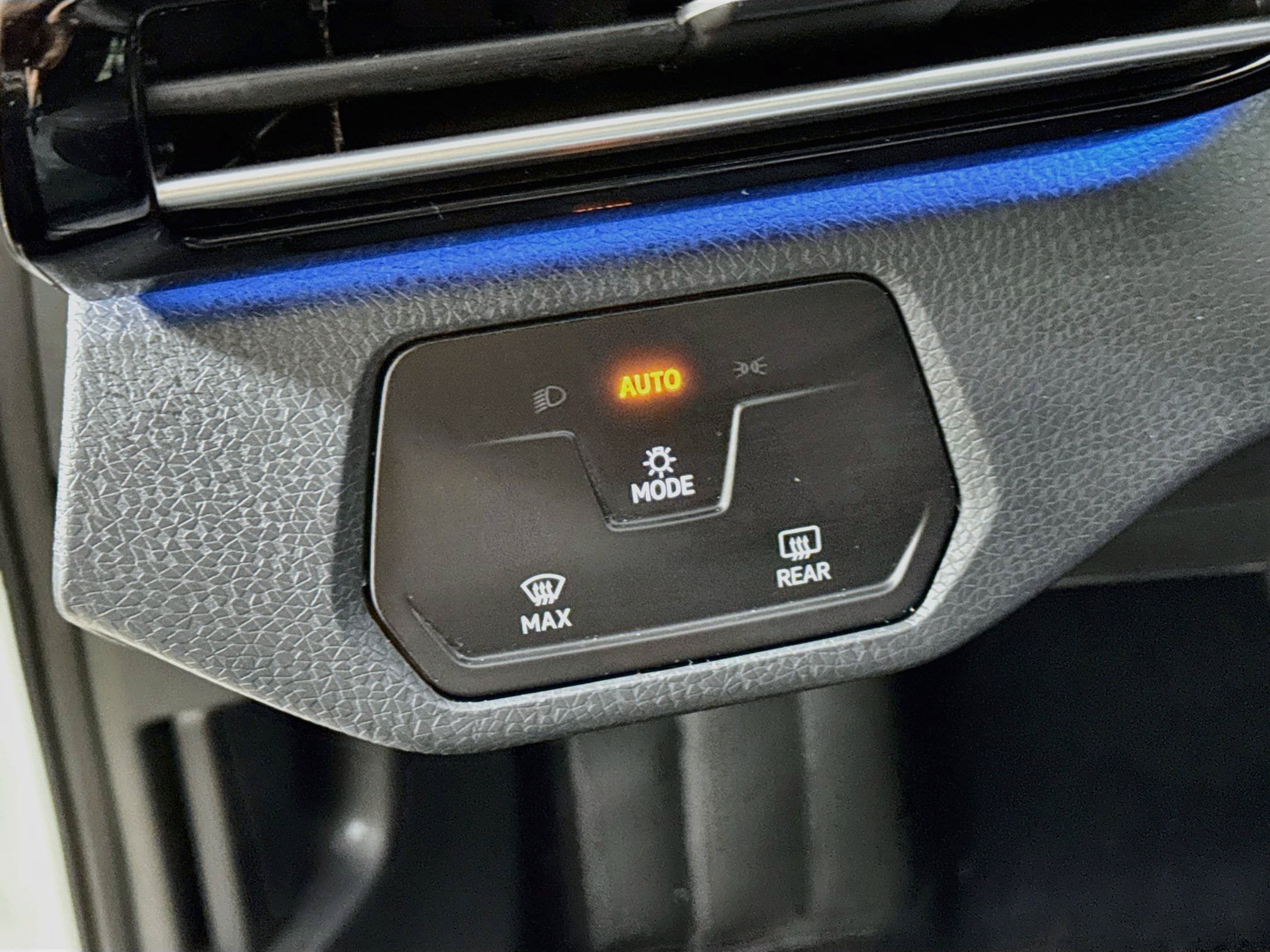 Used 2023 Volkswagen ID.4 Pro RWD image 13