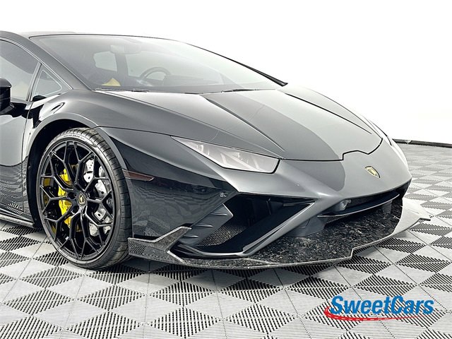 Used 2021 Lamborghini Huracan EVO image 40