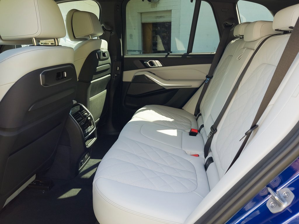 New 2026 BMW X5 M60i image 17