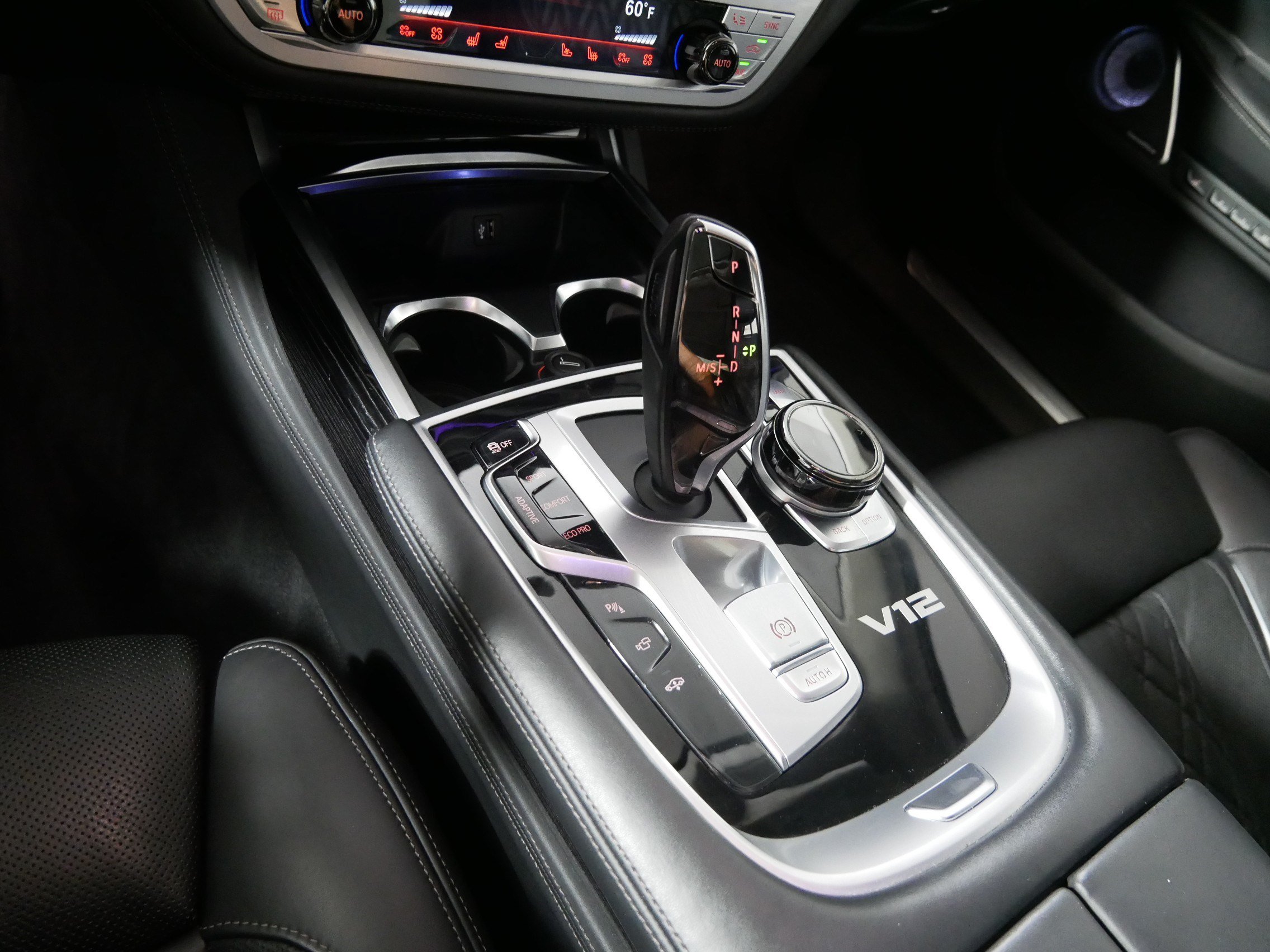 Used 2019 BMW M760i xDrive w/ Luxury Rear Seating Package AWD/4WD image 24