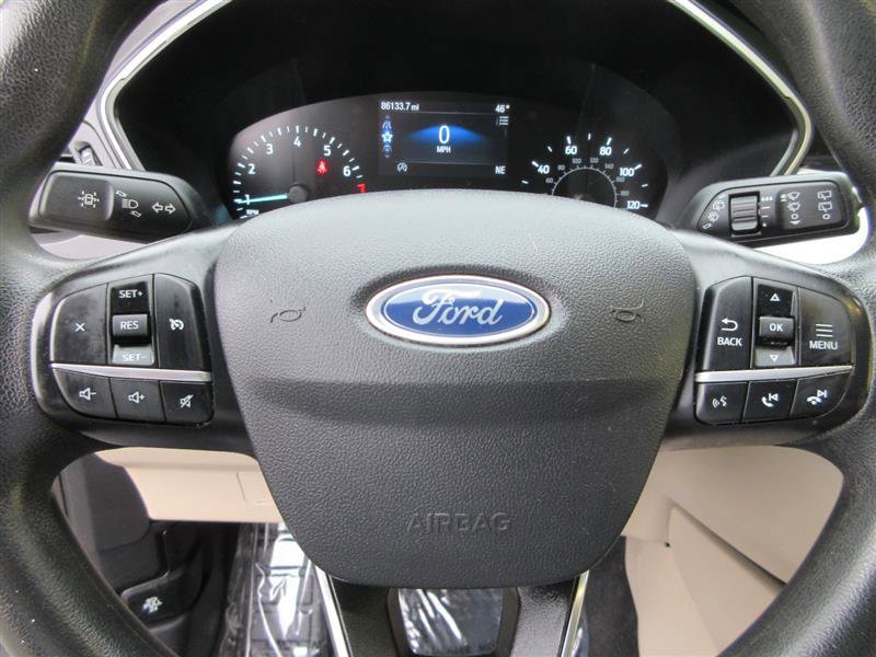 Used 2021 Ford Escape SE image 11