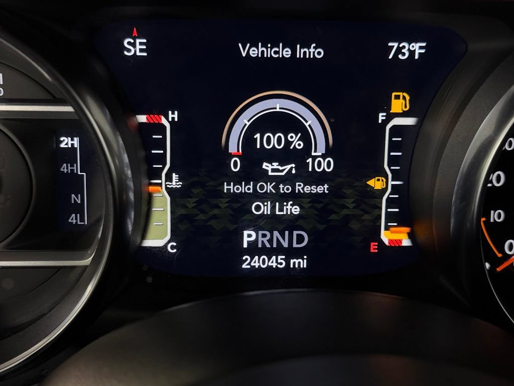 Used 2023 Jeep Gladiator Rubicon AWD/4WD image 21