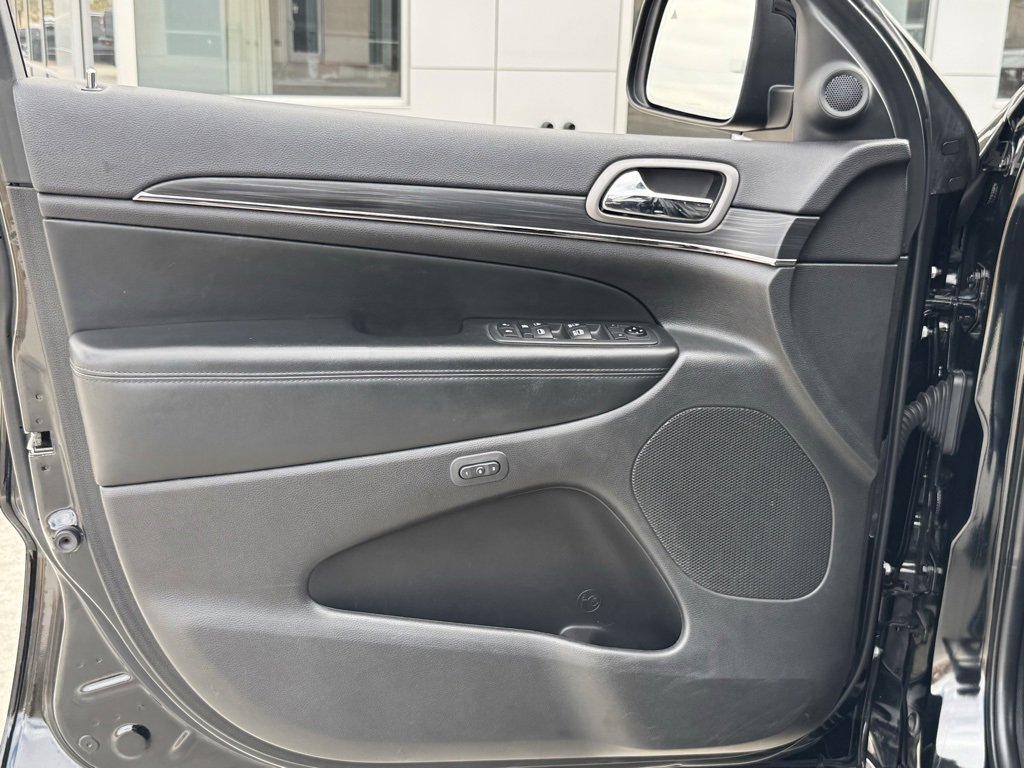 Used 2020 Jeep Grand Cherokee Limited X image 27