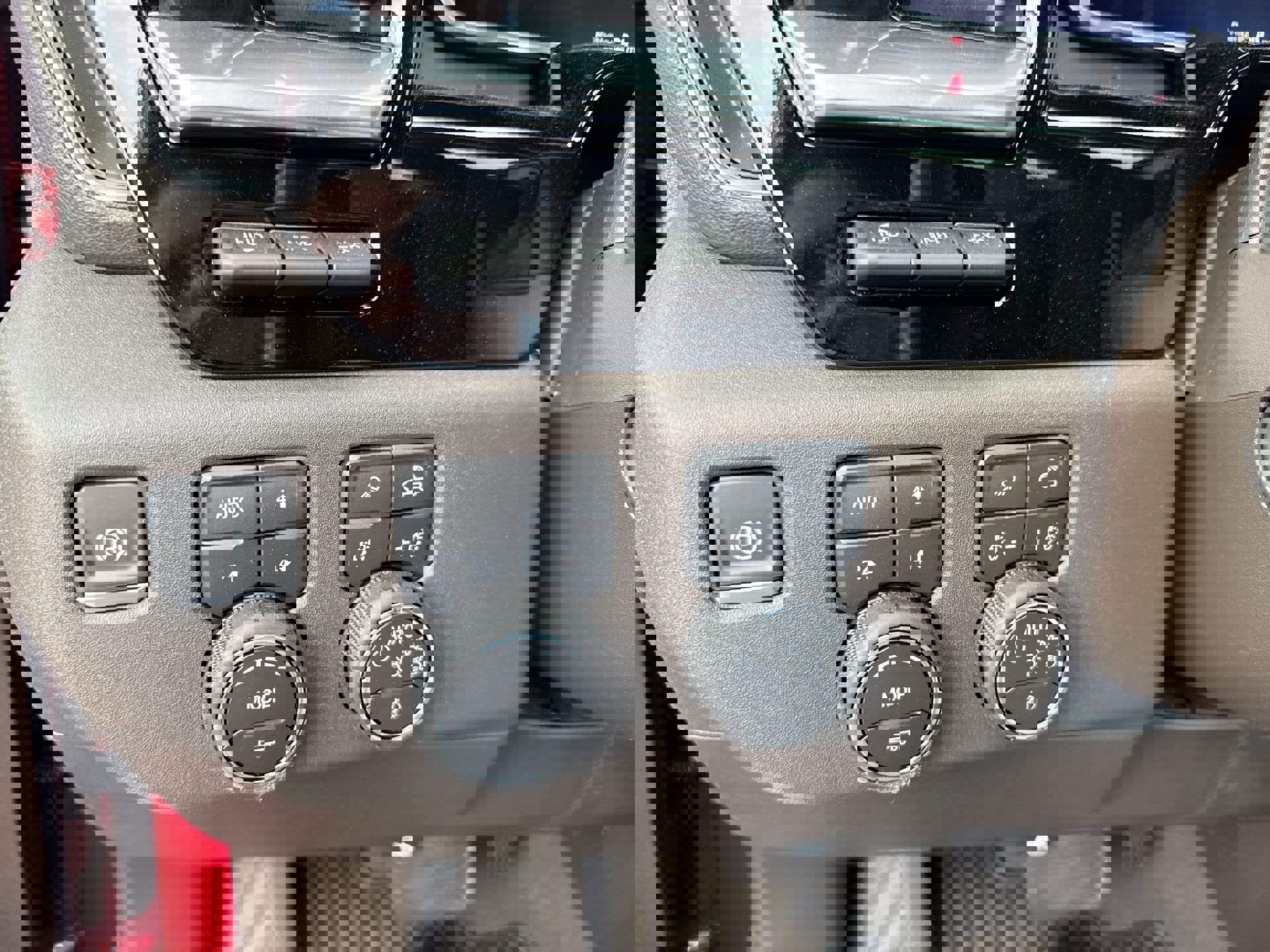 New 2026 Chevrolet Silverado 1500 LTZ w/ Technology Package image 53