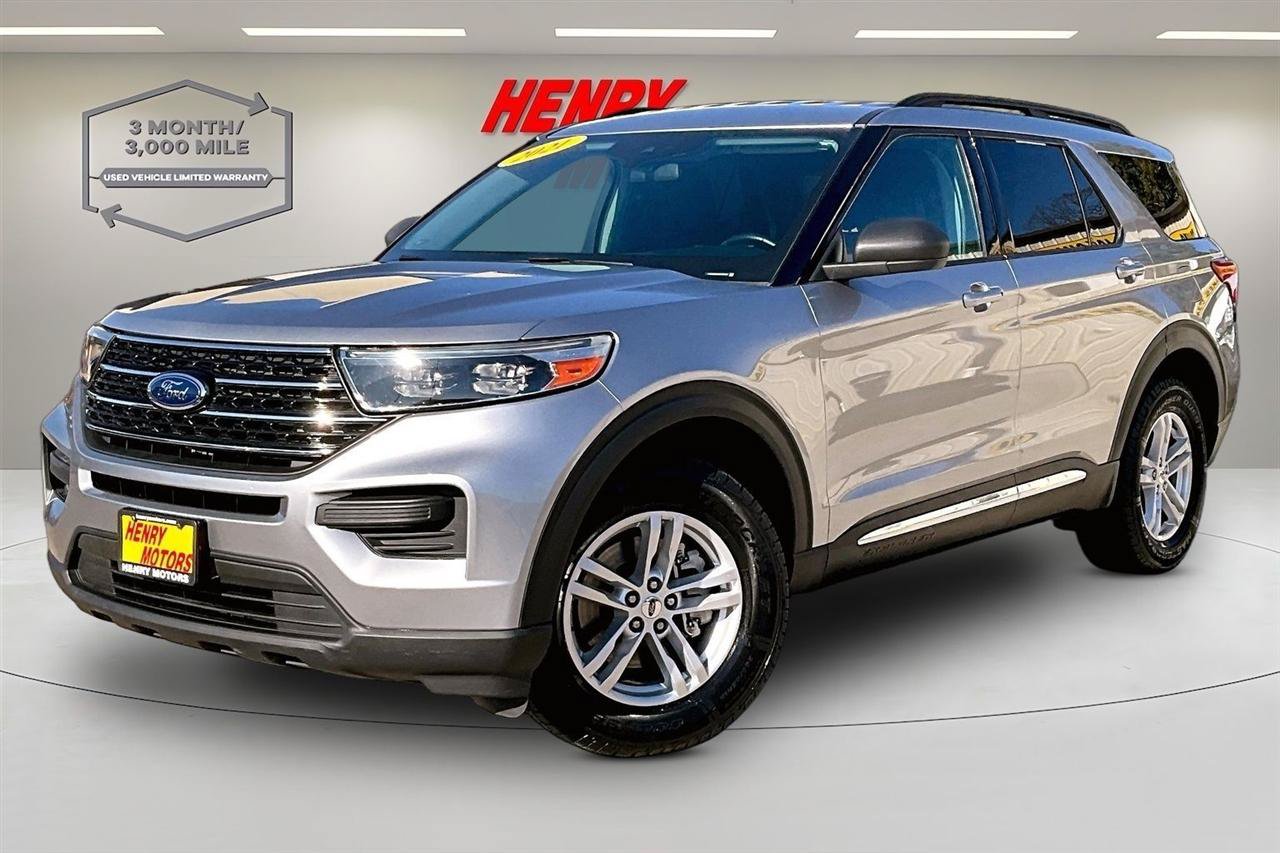 Used 2021 Ford Explorer XLT AWD/4WD image 3