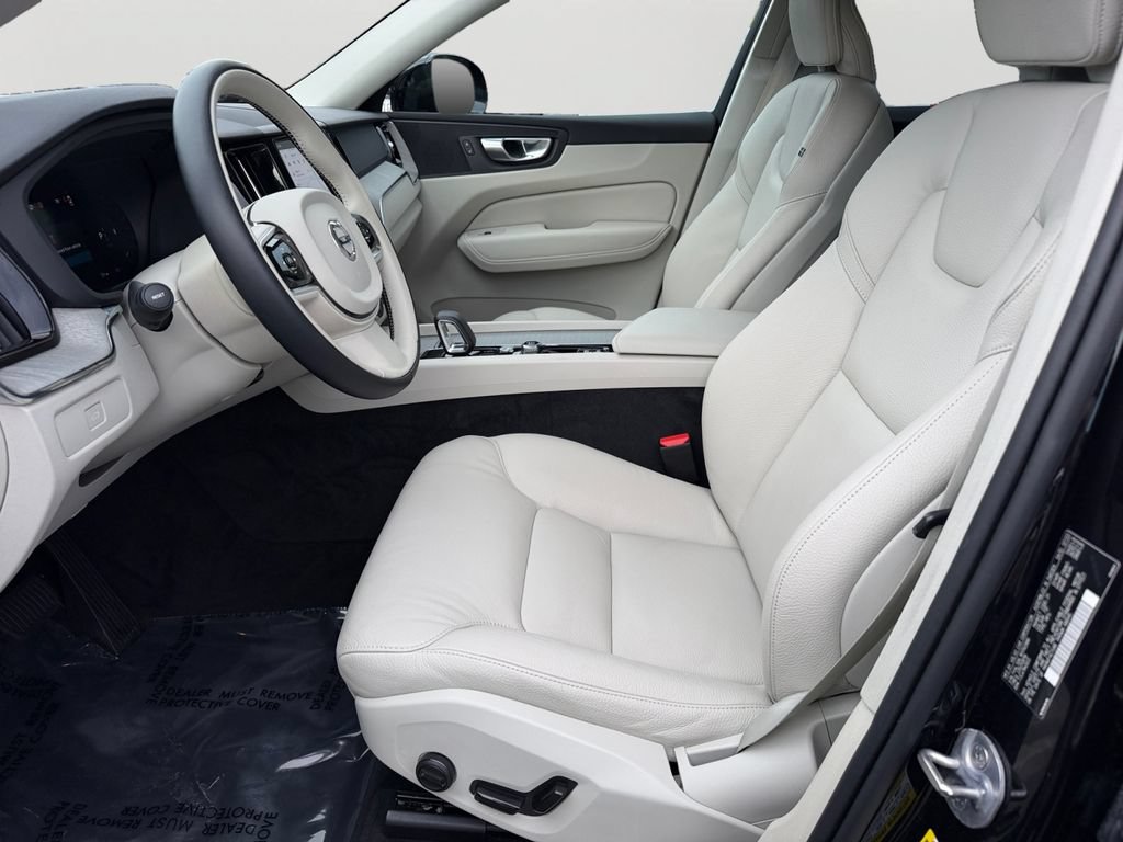 Certified 2024 Volvo XC60 B5 Plus w/ Climate Package AWD/4WD image 16