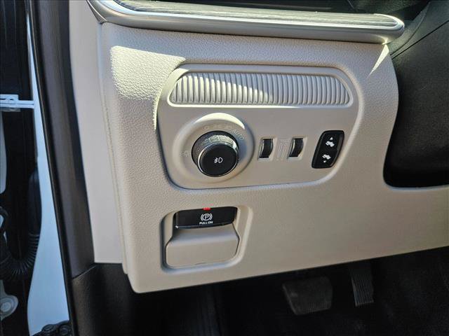 Used 2022 Jeep Wagoneer Series III w/ Flexible Seating Group AWD/4WD image 28