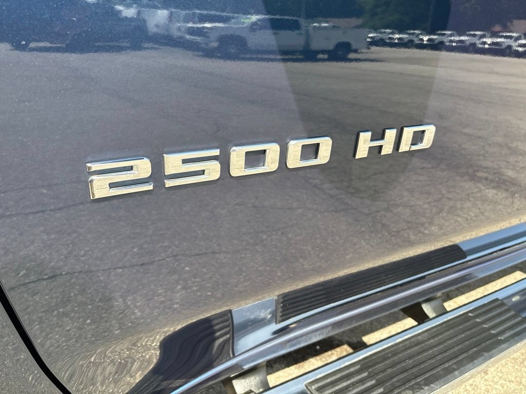 Used 2022 Chevrolet Silverado 2500 High Country AWD/4WD image 10