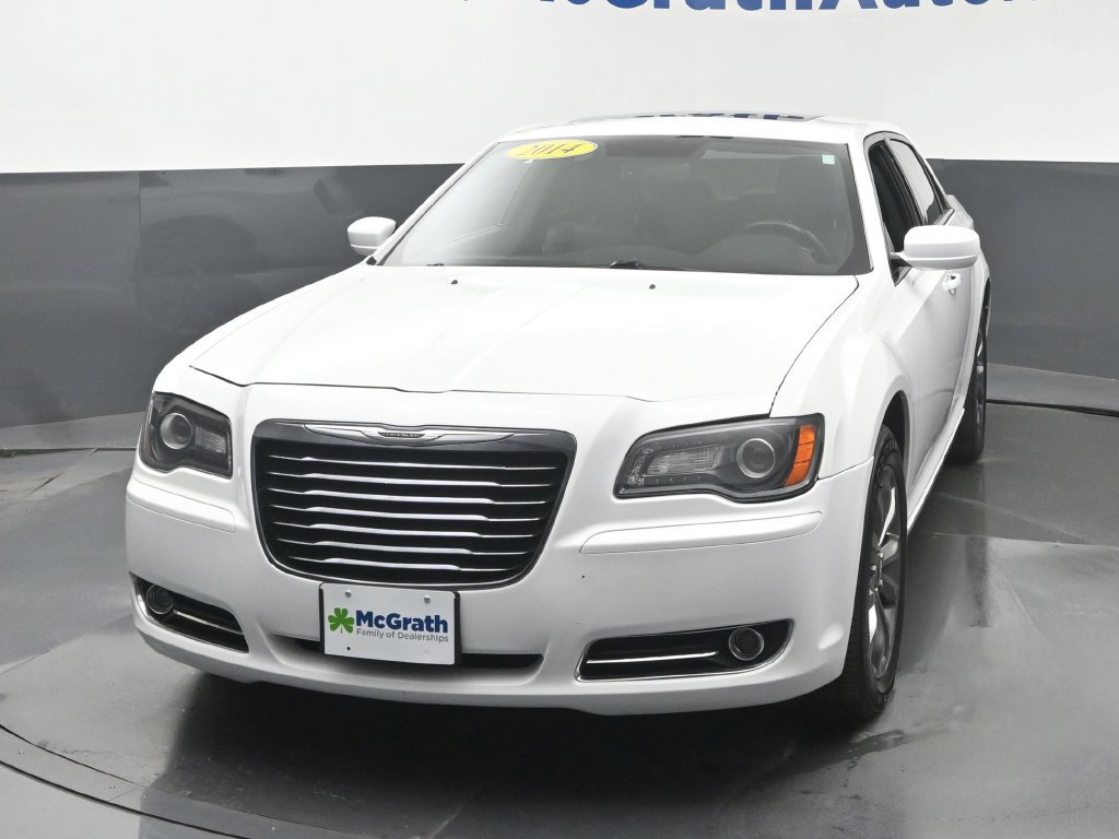 Used 2014 Chrysler 300 S AWD/4WD image 21