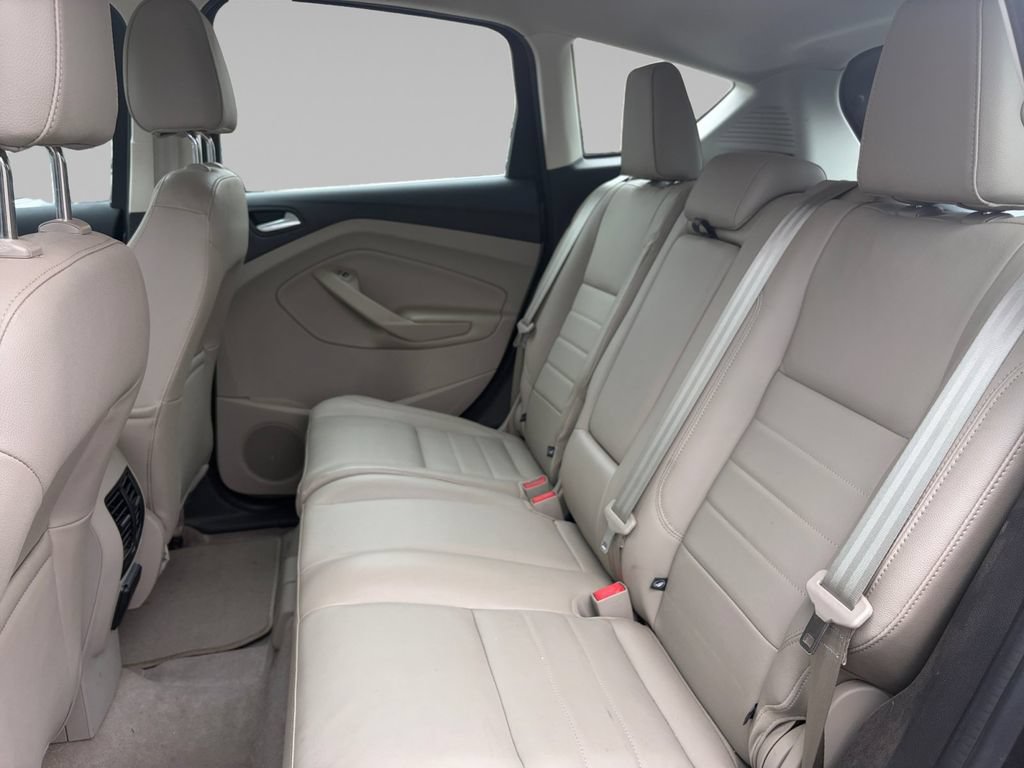Used 2015 Ford C-MAX SEL w/ Equipment Group 301A FWD image 10
