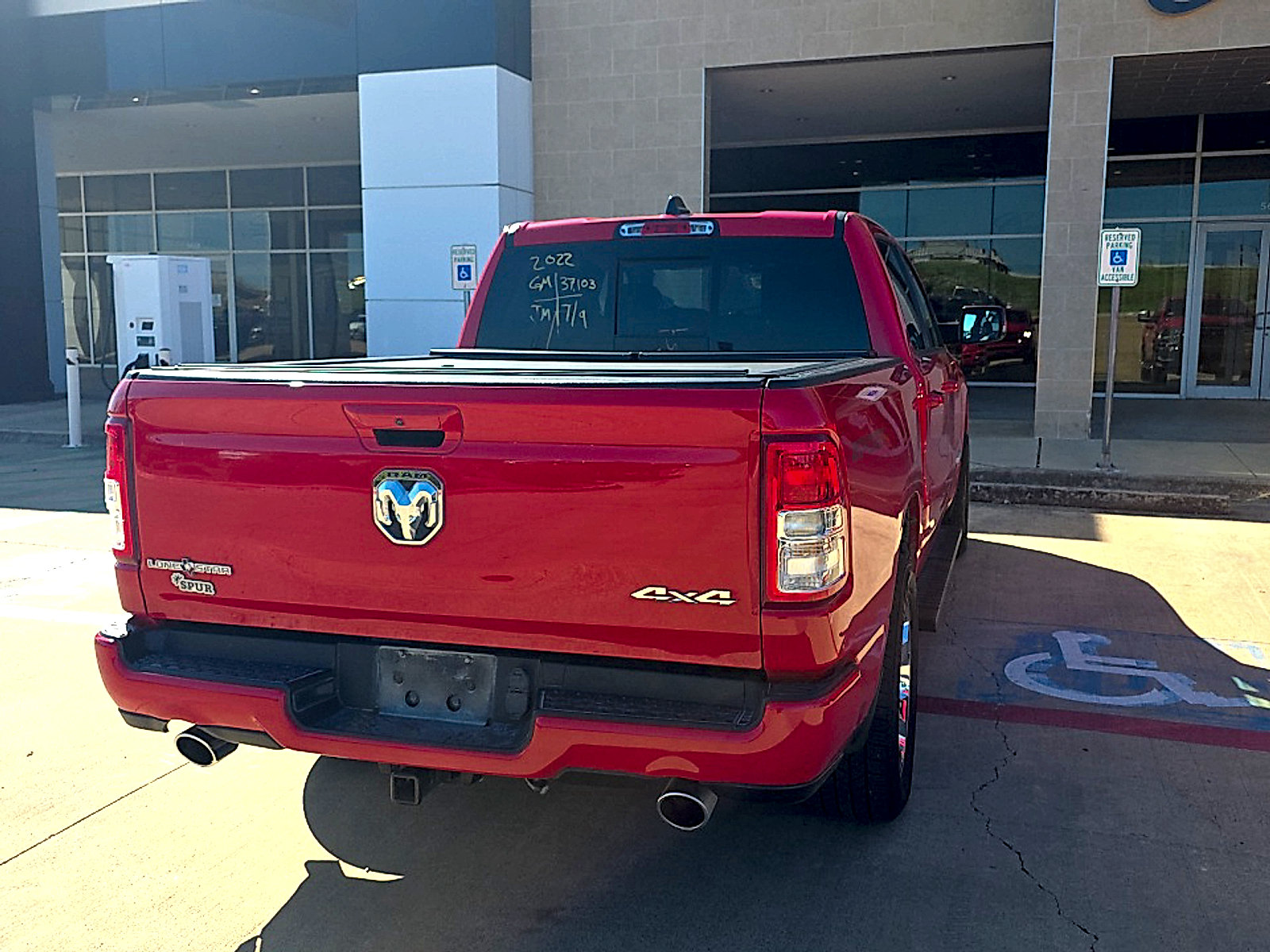 Used 2022 RAM 1500 Lone Star AWD/4WD image 12