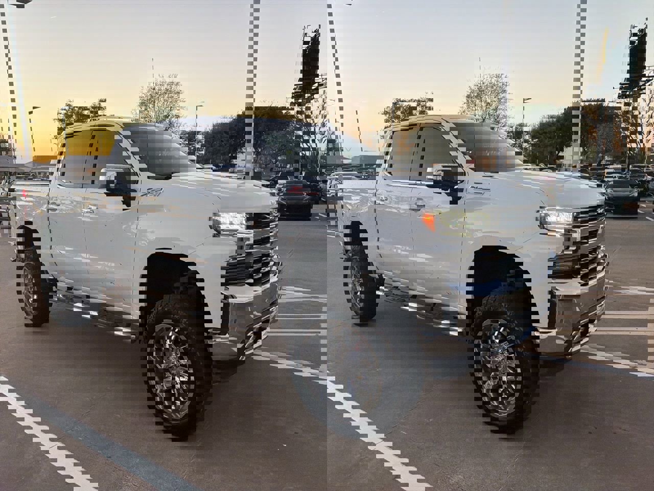 Used 2019 Chevrolet Silverado 1500 LTZ w/ LTZ Plus Package image 7