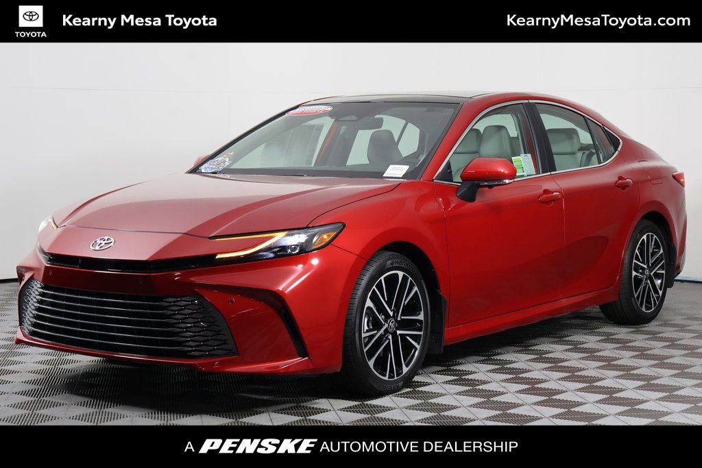 Used 2025 Toyota Camry XLE