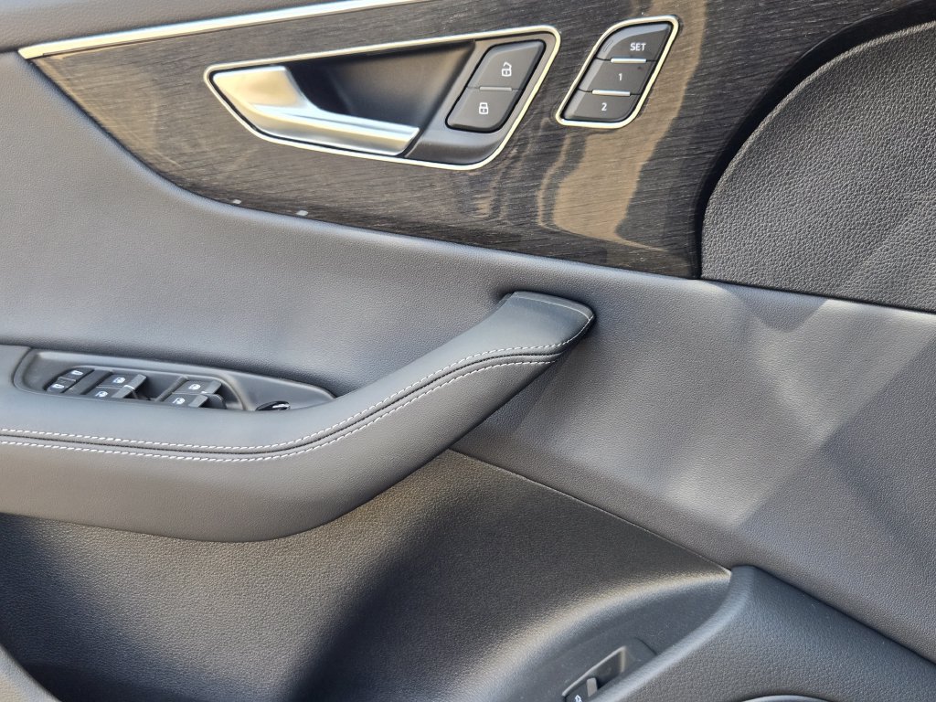 New 2027 Audi Q8 Premium Plus AWD/4WD image 30