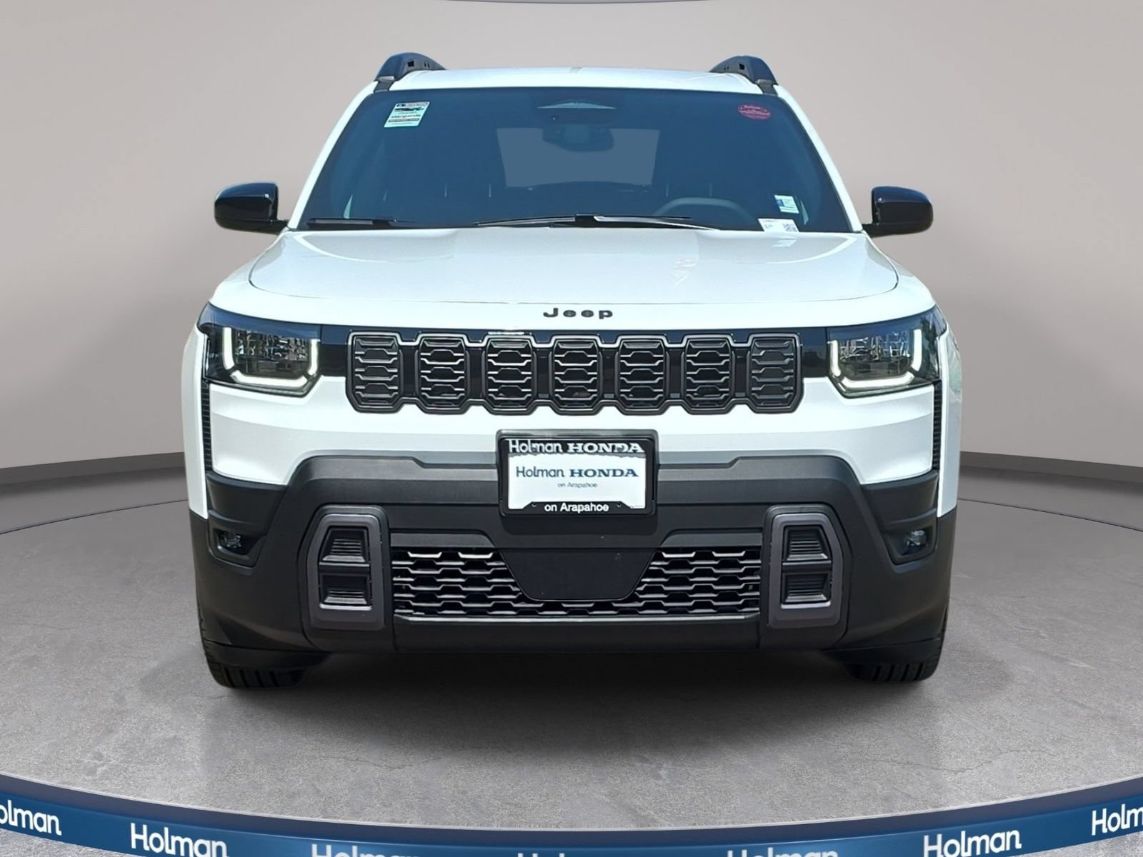 Used 2026 Jeep Cherokee Laredo AWD/4WD image 3