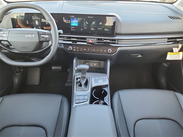 New 2026 Kia Sportage EX image 18