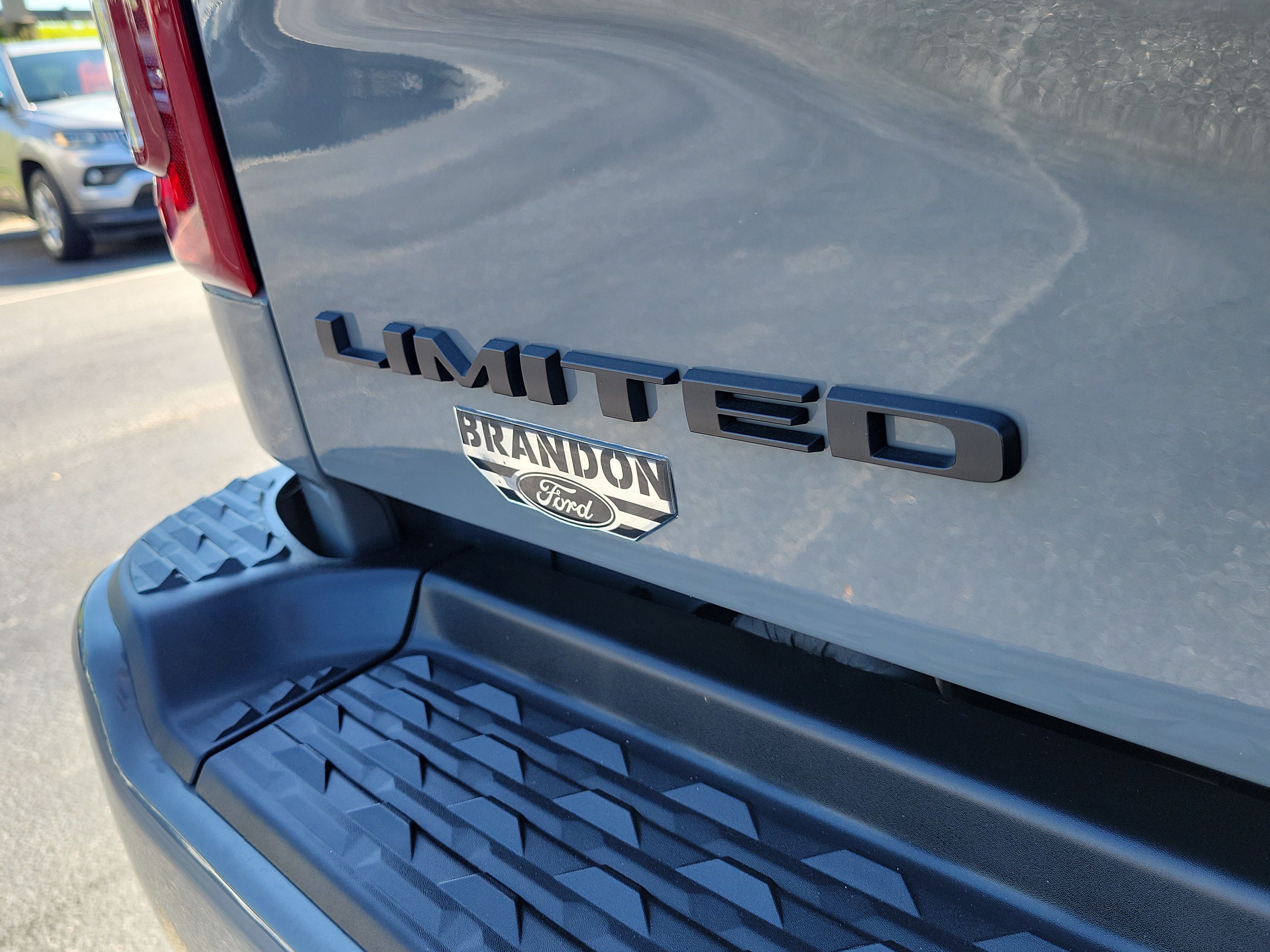 Used 2026 RAM 2500 Limited AWD/4WD image 9