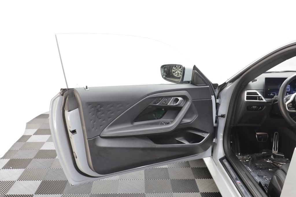 Used 2026 BMW 230i xDrive Coupe w/ M Sport Package AWD/4WD image 5