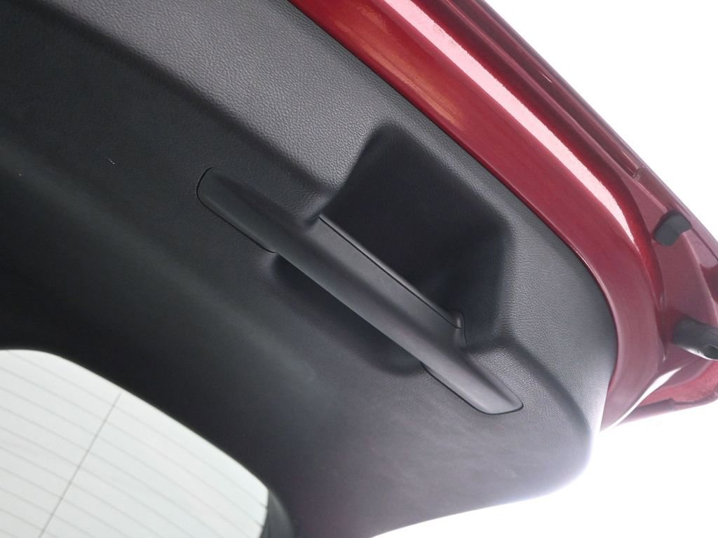 Used 2023 Ford Edge SEL image 17