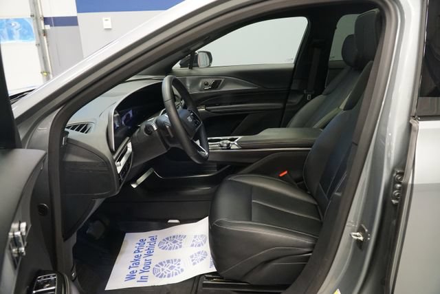 Certified 2024 Cadillac Lyriq Tech w/ Driver Assist Package AWD/4WD image 16