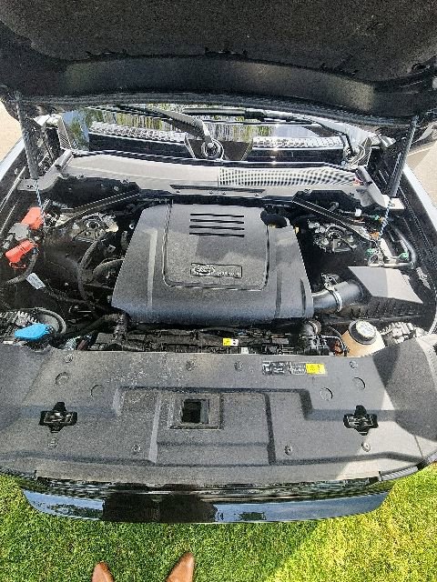 Used 2023 Land Rover Defender 110 S AWD/4WD image 31