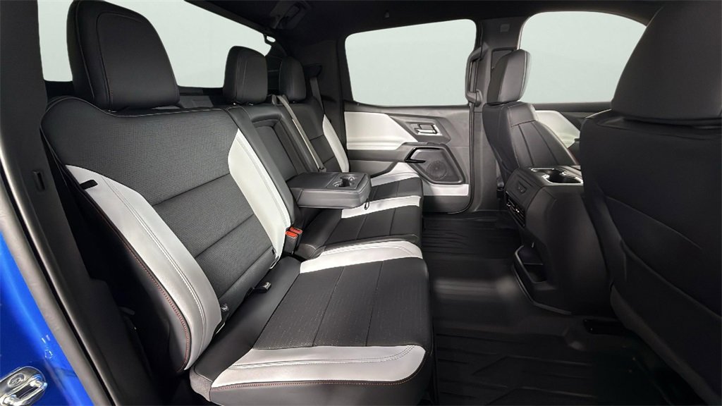 Used 2025 Chevrolet Silverado EV RST image 33