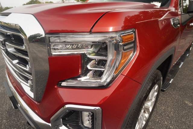 Used 2019 GMC Sierra 1500 SLT w/ SLT Premium Plus Package AWD/4WD image 34