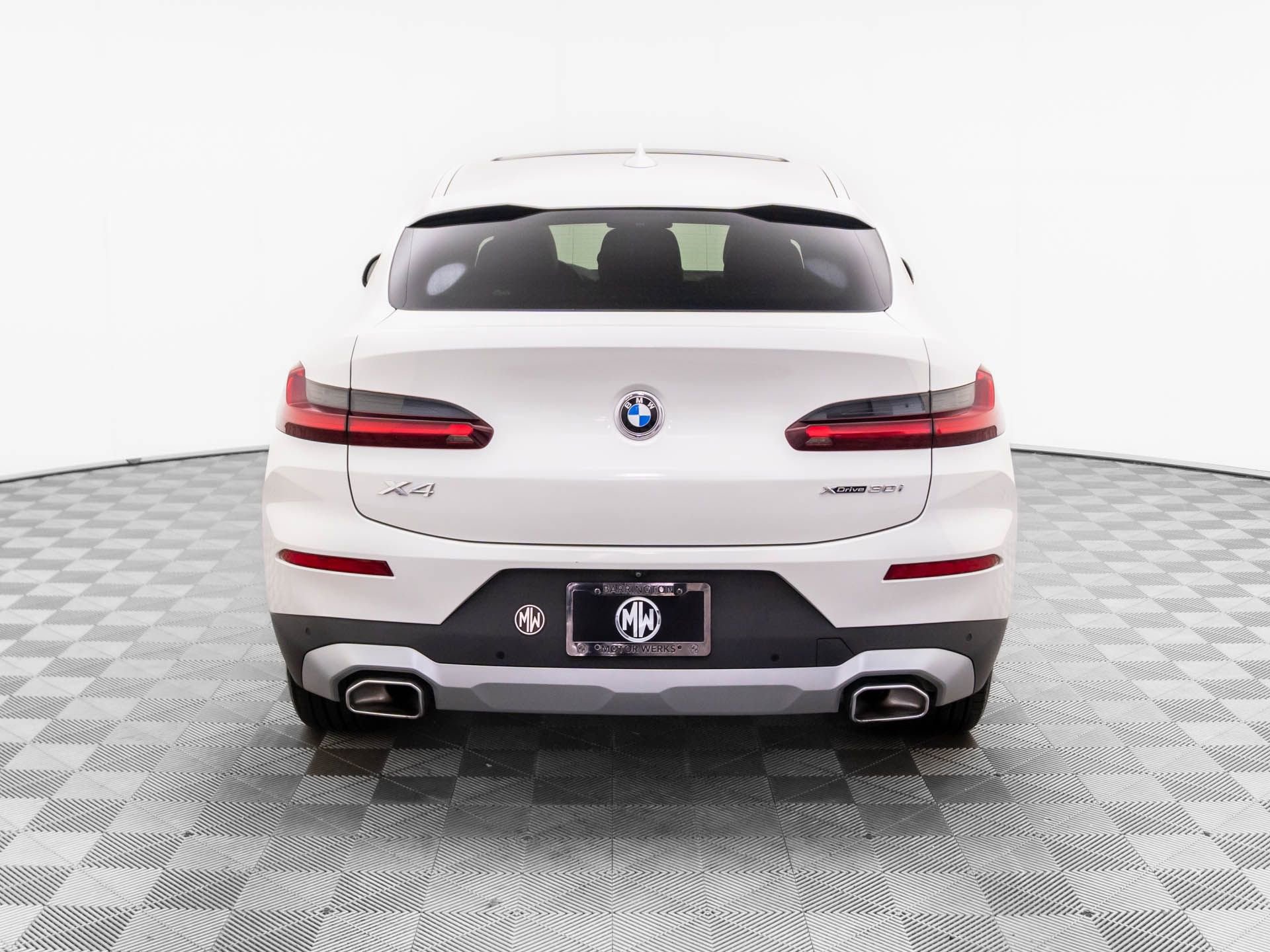 Used 2022 BMW X4 xDrive30i w/ Premium Package image 4