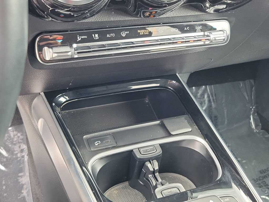 Used 2023 Mercedes-Benz GLB 250 4MATIC image 29