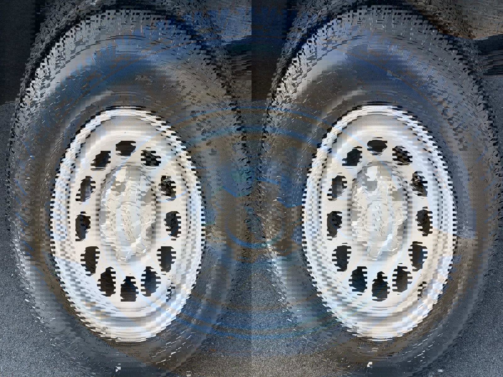 Used 2024 Chevrolet Colorado W/T w/ WT Convenience Package II image 12