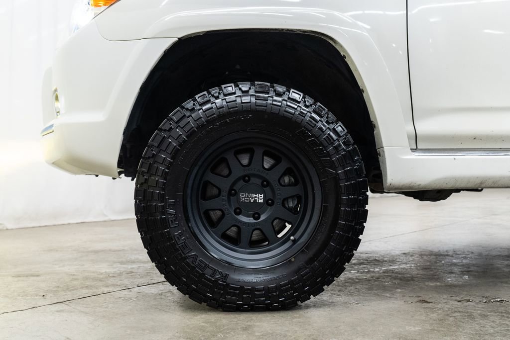 Used 2010 Toyota 4Runner SR5 image 7