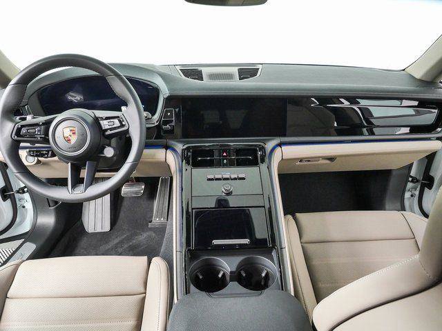 New 2026 Porsche Panamera image 19