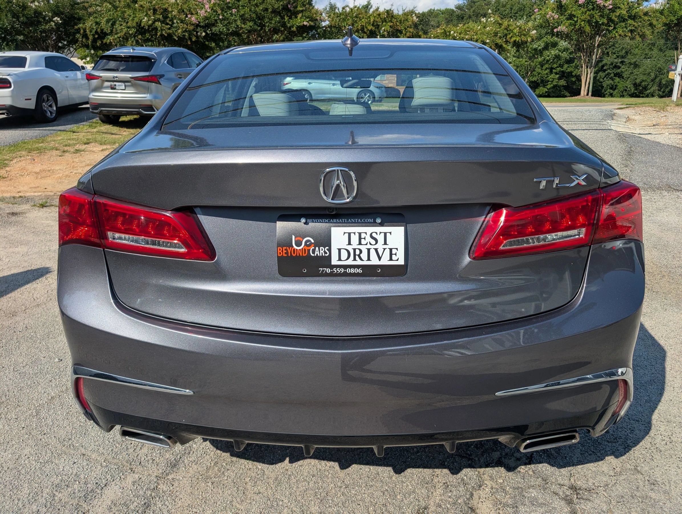 Used 2019 Acura TLX w/ Technology Package FWD image 5