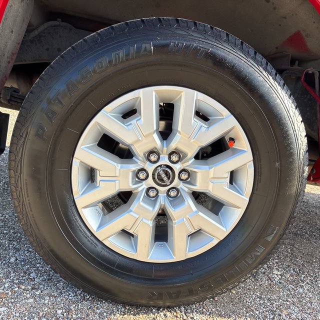 Used 2023 Nissan Frontier SV w/ Tow Package AWD/4WD image 10