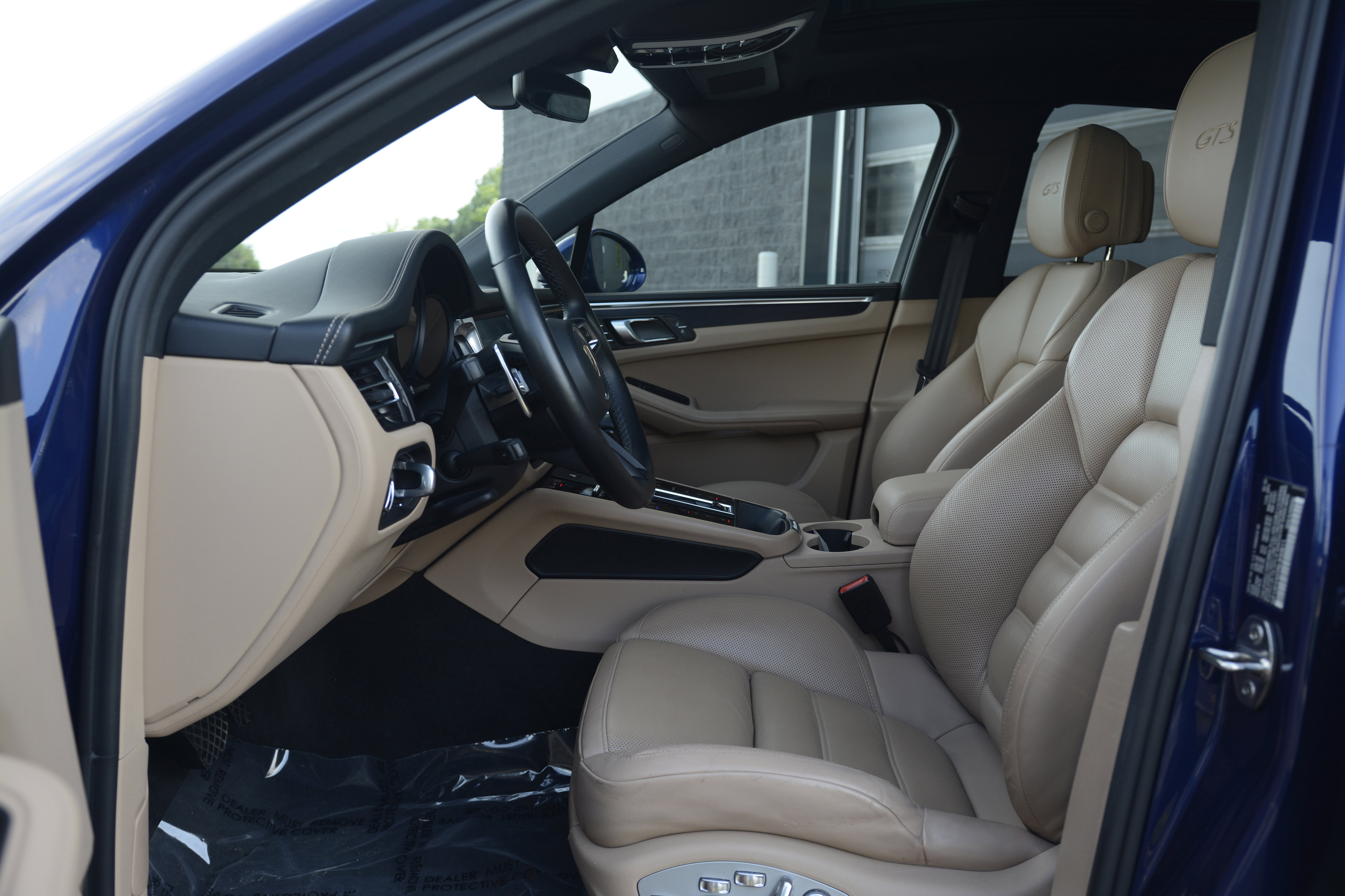 Certified 2022 Porsche Macan GTS AWD/4WD image 15