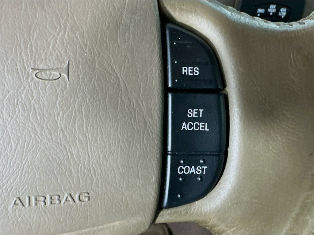 Used 2000 Ford F350 Lariat AWD/4WD image 23