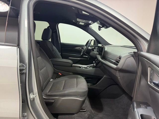 Certified 2025 Chevrolet Traverse LT image 29