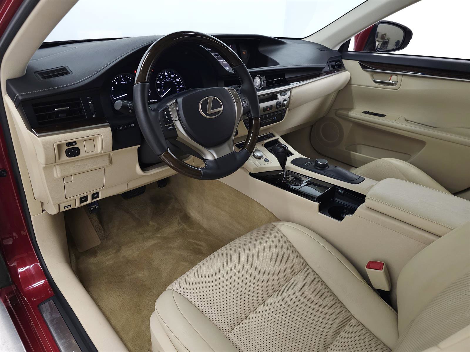 Used 2015 Lexus ES 350 PREMIUM w/ Premium Package image 14